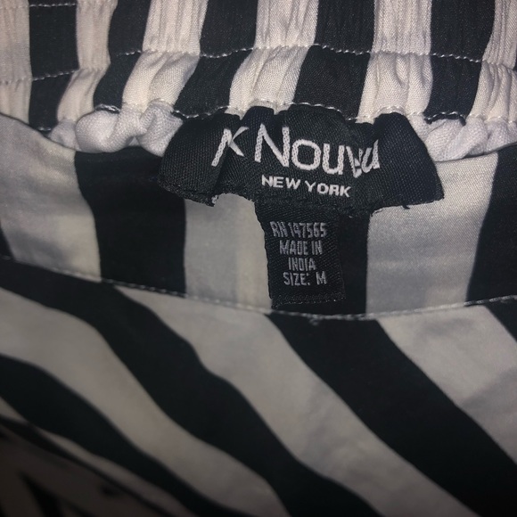 Black & white striped skirt - Picture 4 of 4